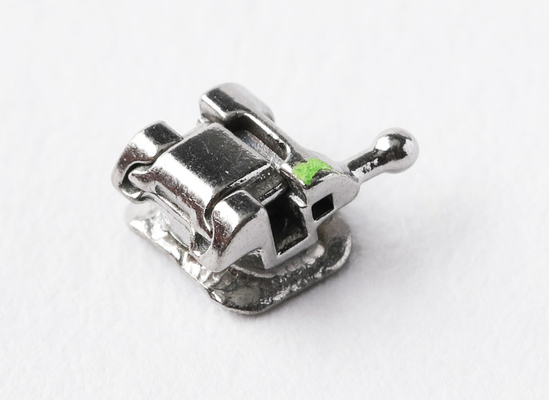 Brackets ortodontici passivi auto-liganti Brilliant II colore argento
