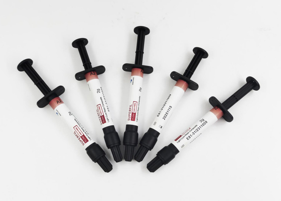 Materiale di riempimento dentale fluabile 2g / siringa Nano Hybrid Light Cure Composite